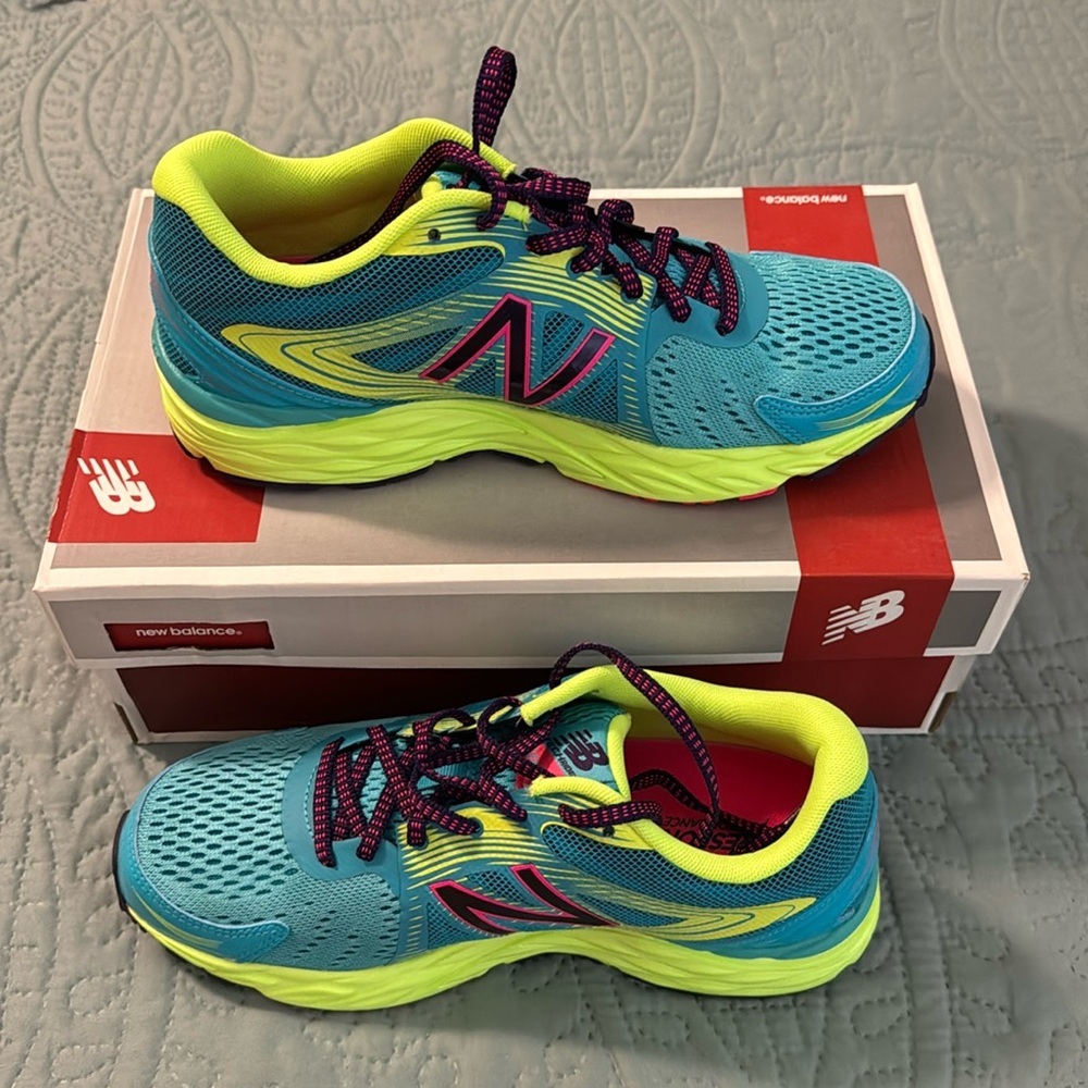 New Balance 680. Women’s size 7.5